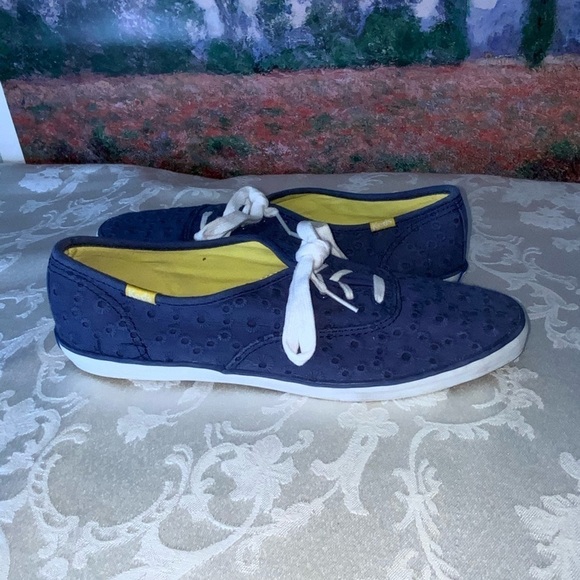 Keds Blue Eyelet Sneakers Casual Stylish Size 8.5 - Picture 2 of 14